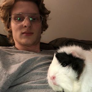 Meet your Posher, Caleb